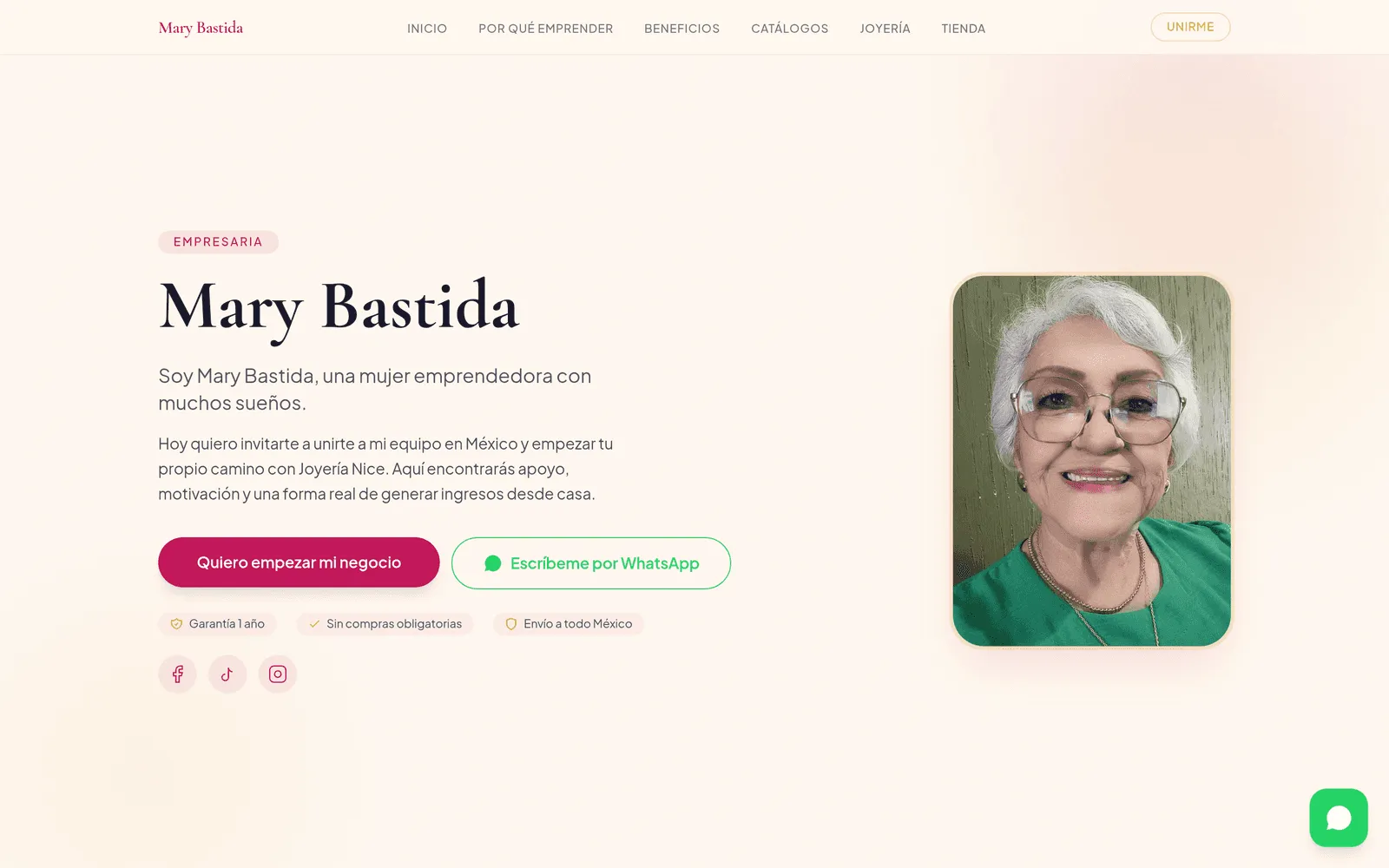 Portada de marybastida.com: foto real de Mary Bastida junto a su presentación como empresaria, en su rosa mexicano, con botones de WhatsApp